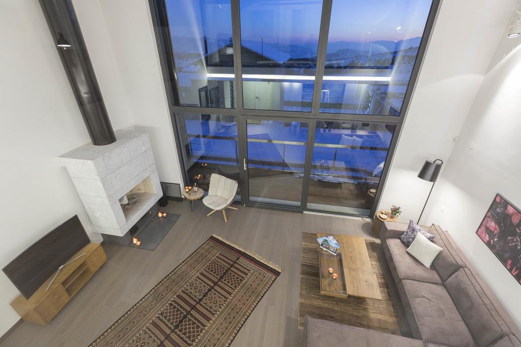 One And Only Villas Παλαιός Άγιος Αθανάσιος Εξωτερικό φωτογραφία