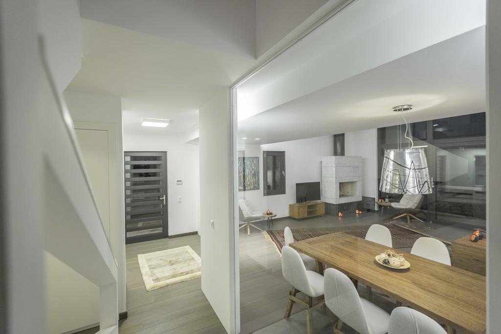 One And Only Villas Παλαιός Άγιος Αθανάσιος Εξωτερικό φωτογραφία